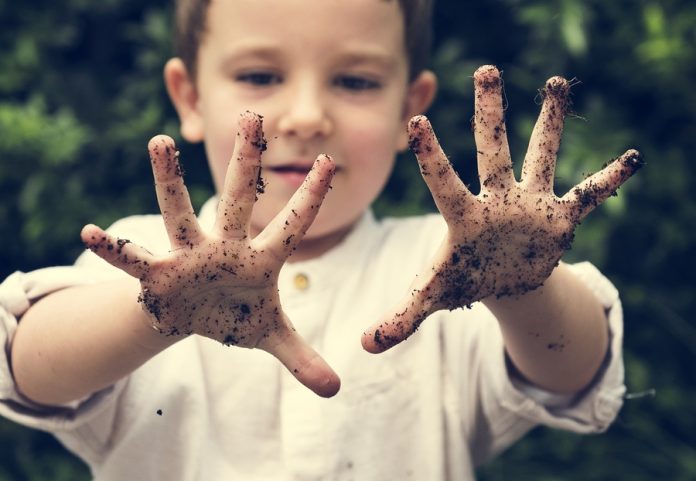 Scientists: Children need microbes, not antibiotics, to develop immunity